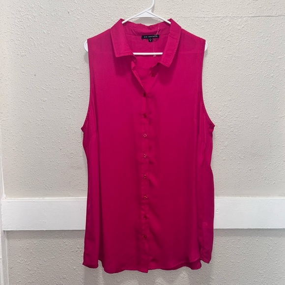 Nik and Nash Button Down Sleeveless Tunic Top - Picture 1 of 5
